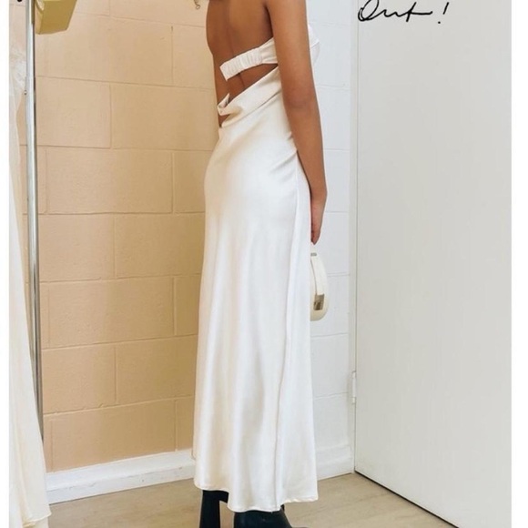 Verge Girl Strapless Midi Dress - Picture 2 of 6